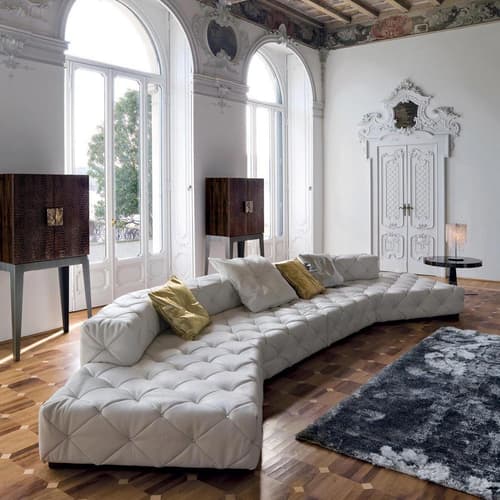 Must Sofa by Longhi