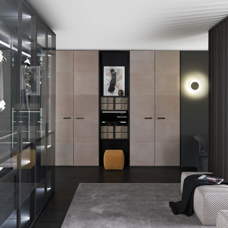 Maximising Your Living Space: Fitted Wardrobe Doors with Mirrors