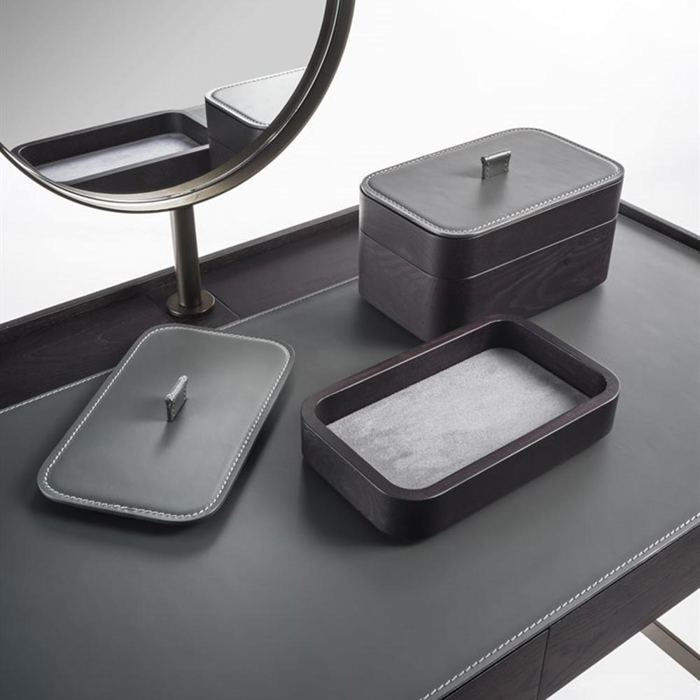 Dafto Dressing Table by Porada